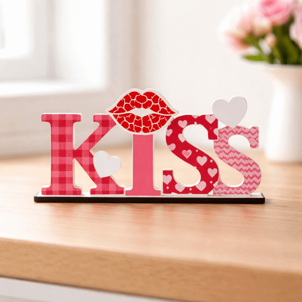 Art And Craft Valentine - LOVE KISS Love Wood Knot Ornament