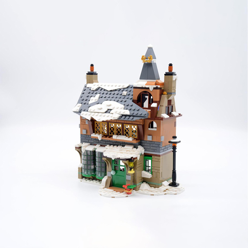 691pcs MOC Winter Village Old  - Art Craft Village recension och pris