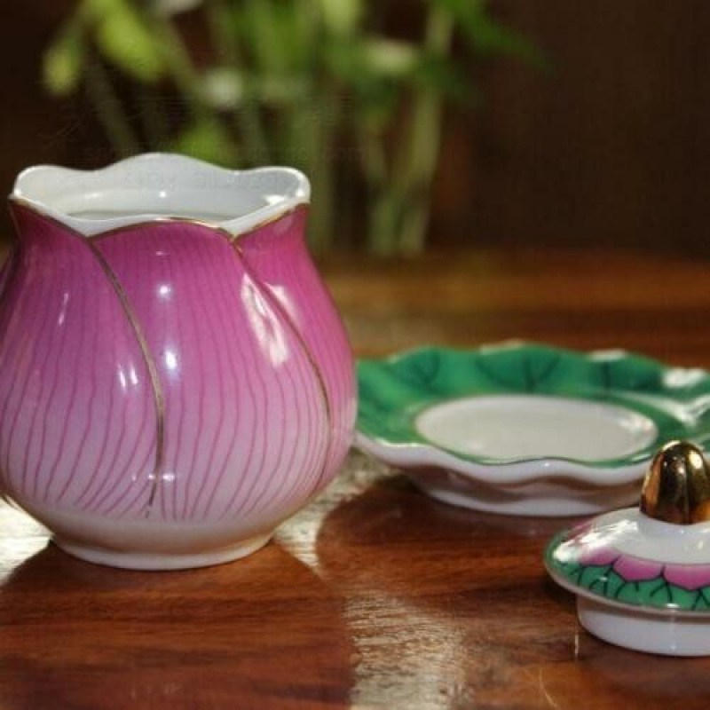 Creative Crafts Lotus Holy Wat - Art Craft Cup recension och pris